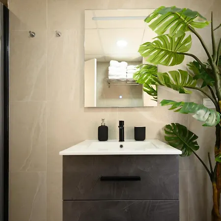 Apartament First Line, 1min To Sea, Center By 10tosea Fuengirola