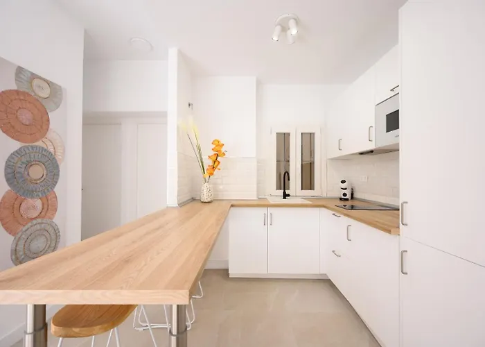 First Line, 1min To Sea, Center By 10tosea Fuengirola